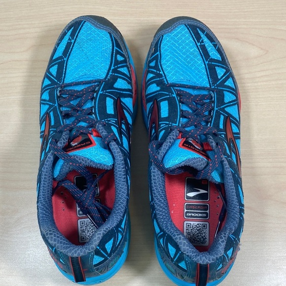 Brooks Cascadia Women's Athletic Trail Running Shoes - Blue and Red - Picture 4 of 9